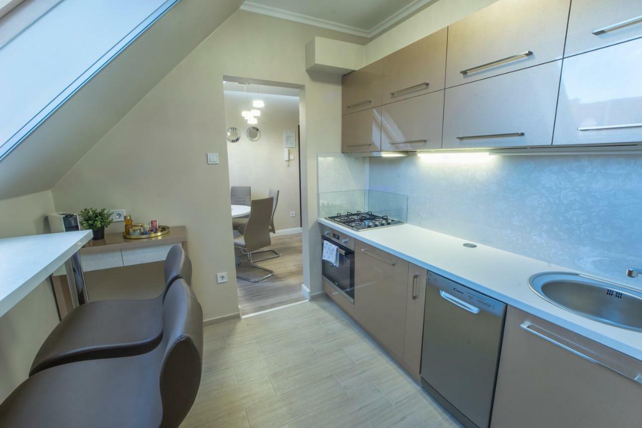 Апартаменты Glamour Apartman Эгер Экстерьер фото